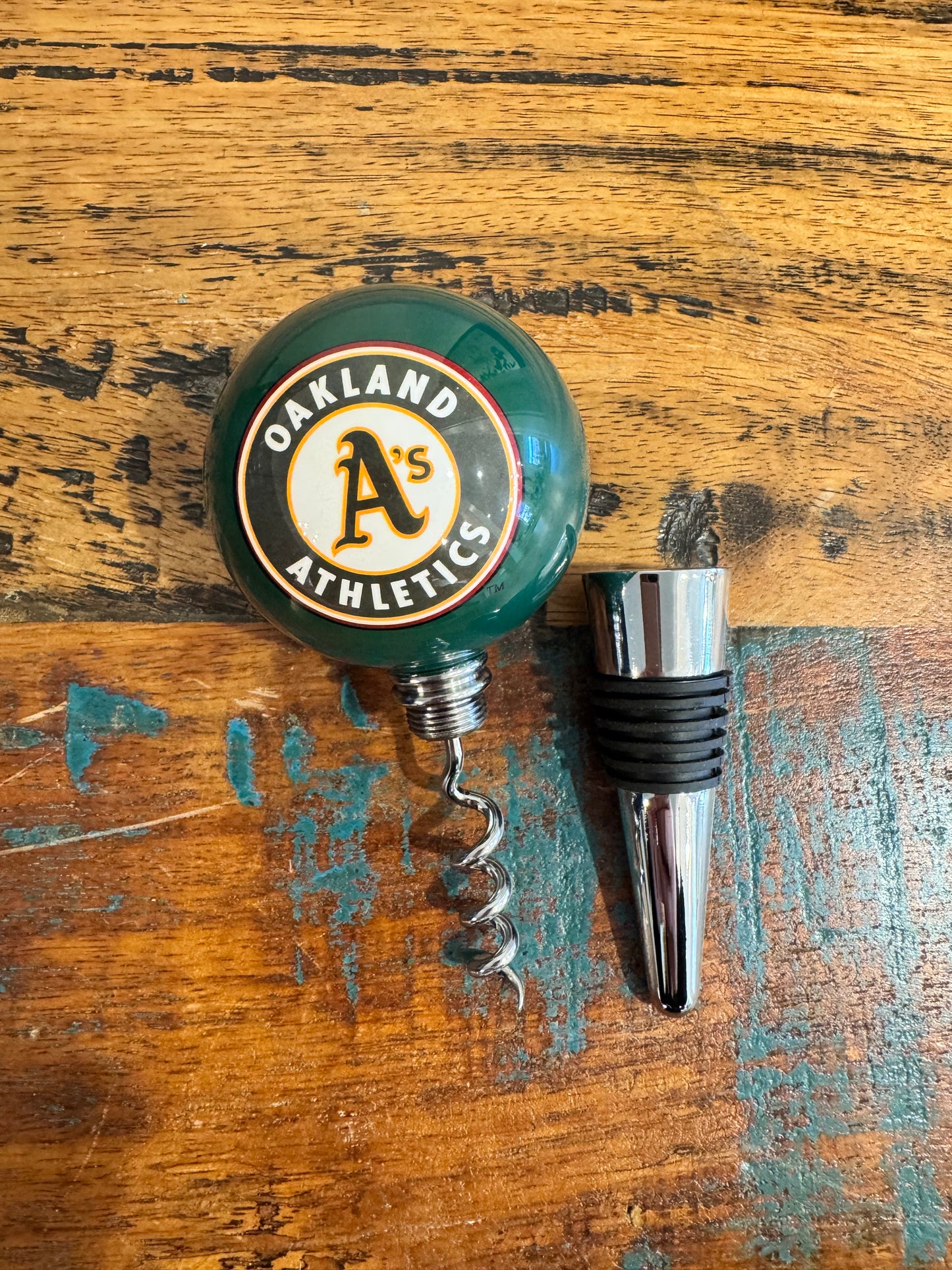 A’s billiard Ball Wine Stopper & Corkscrew Set, green version