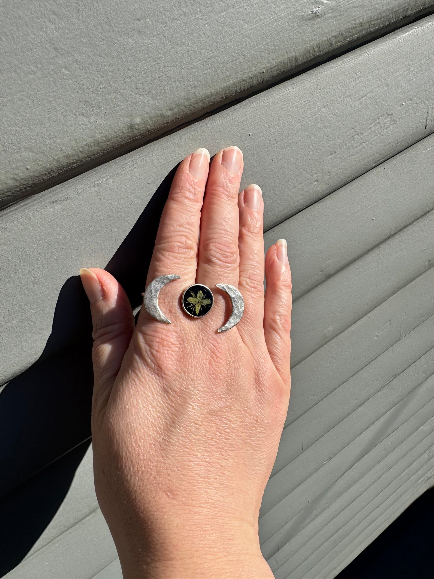 Moon silver plated double ring with yellow flowers