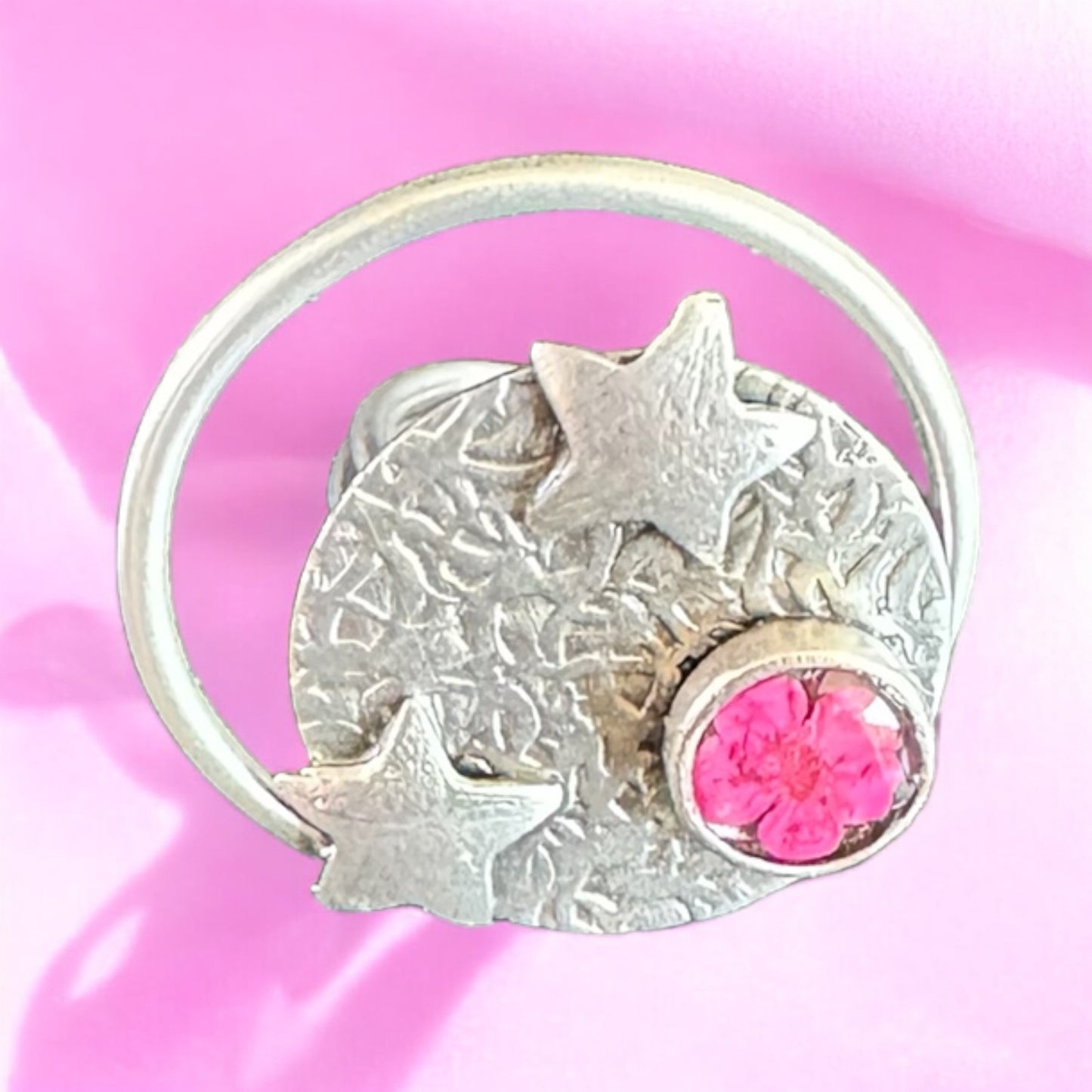 Two stars ring with pink flower