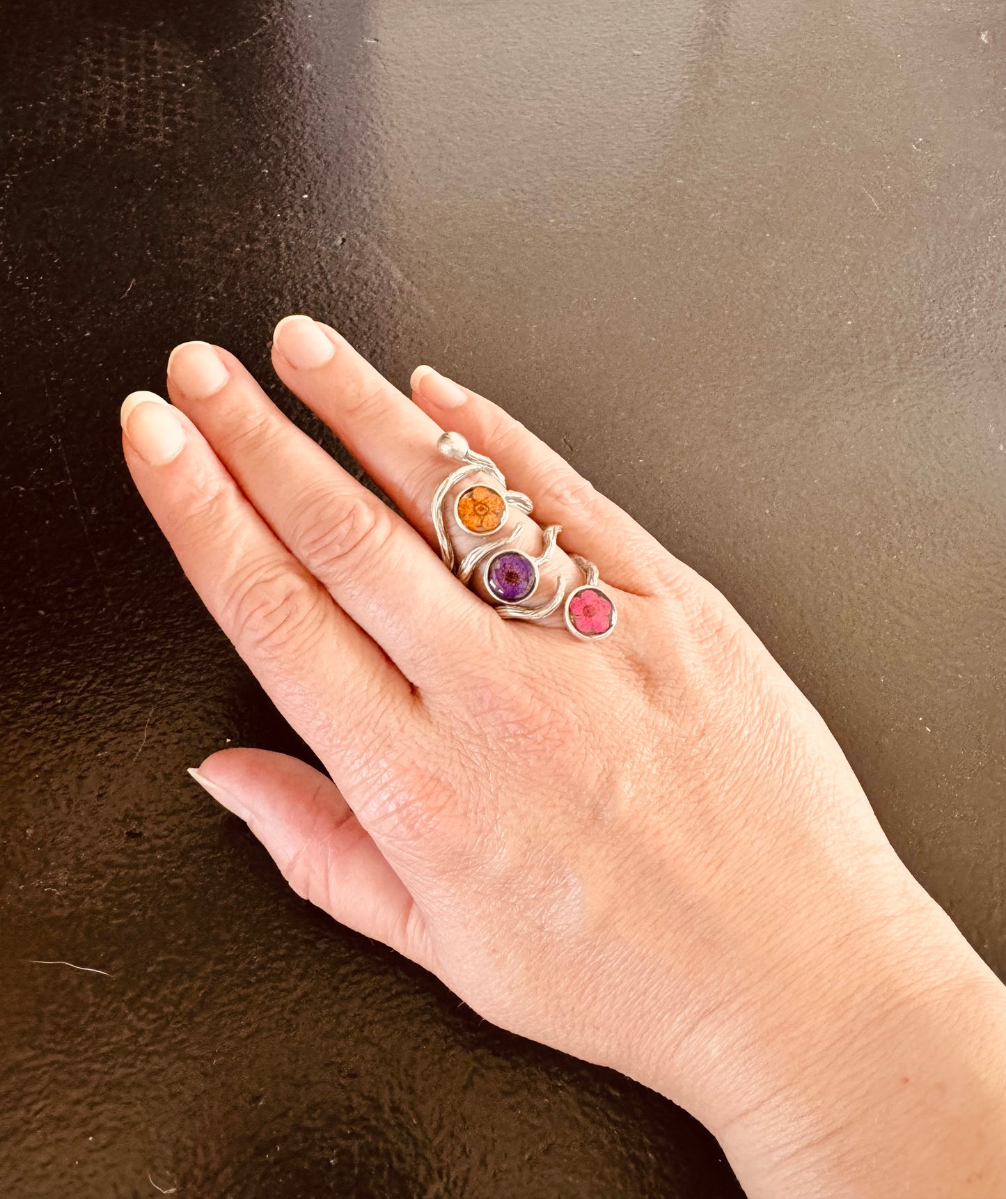 The roots ring with three flowers