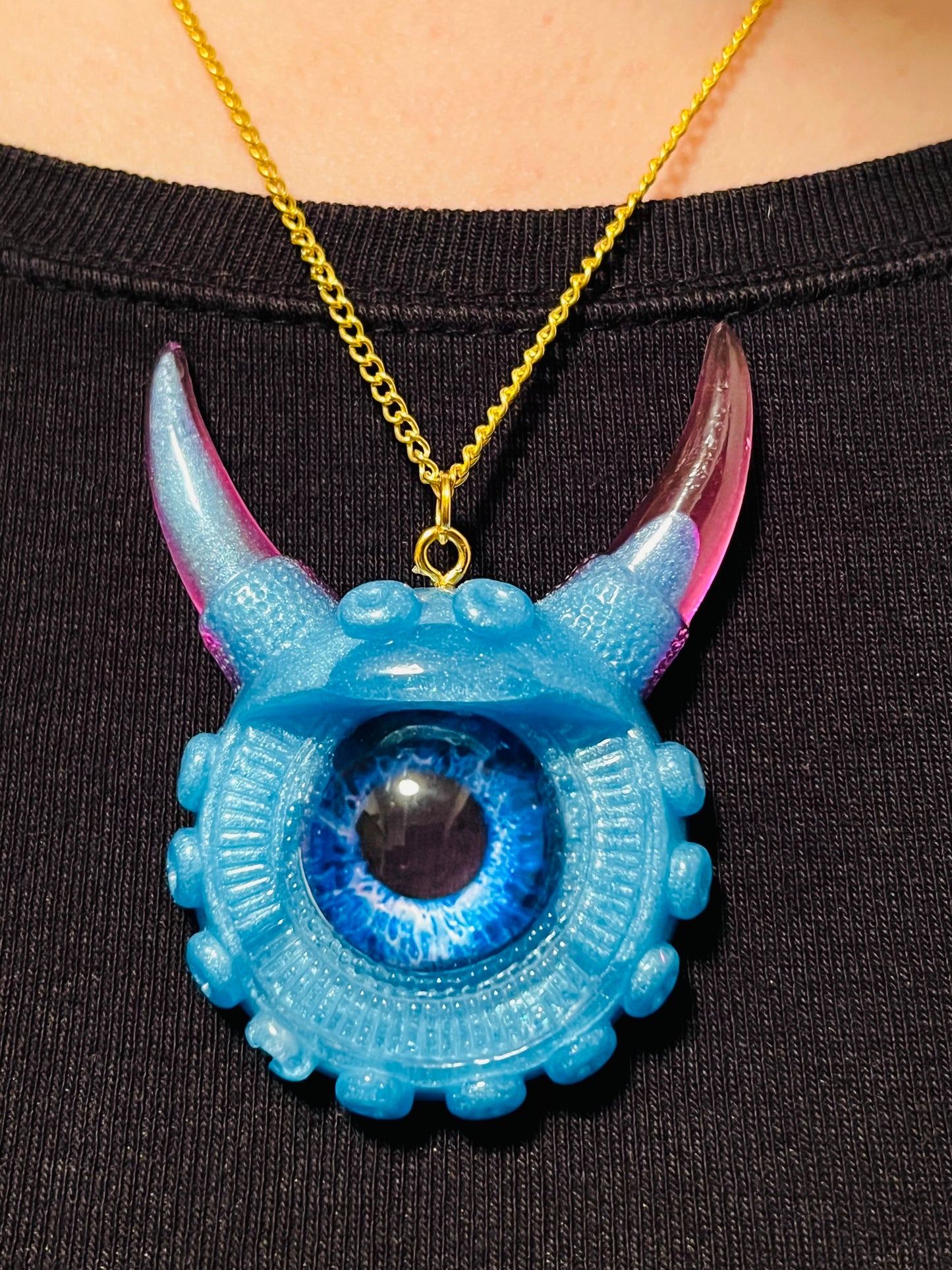 Gothic necklace, evil eye jewelry, dragon blue eye, handmade resin necklace, quirky pastel goth gift, birthday gift, teen jewelry, kawaii gift. Model Vicky.