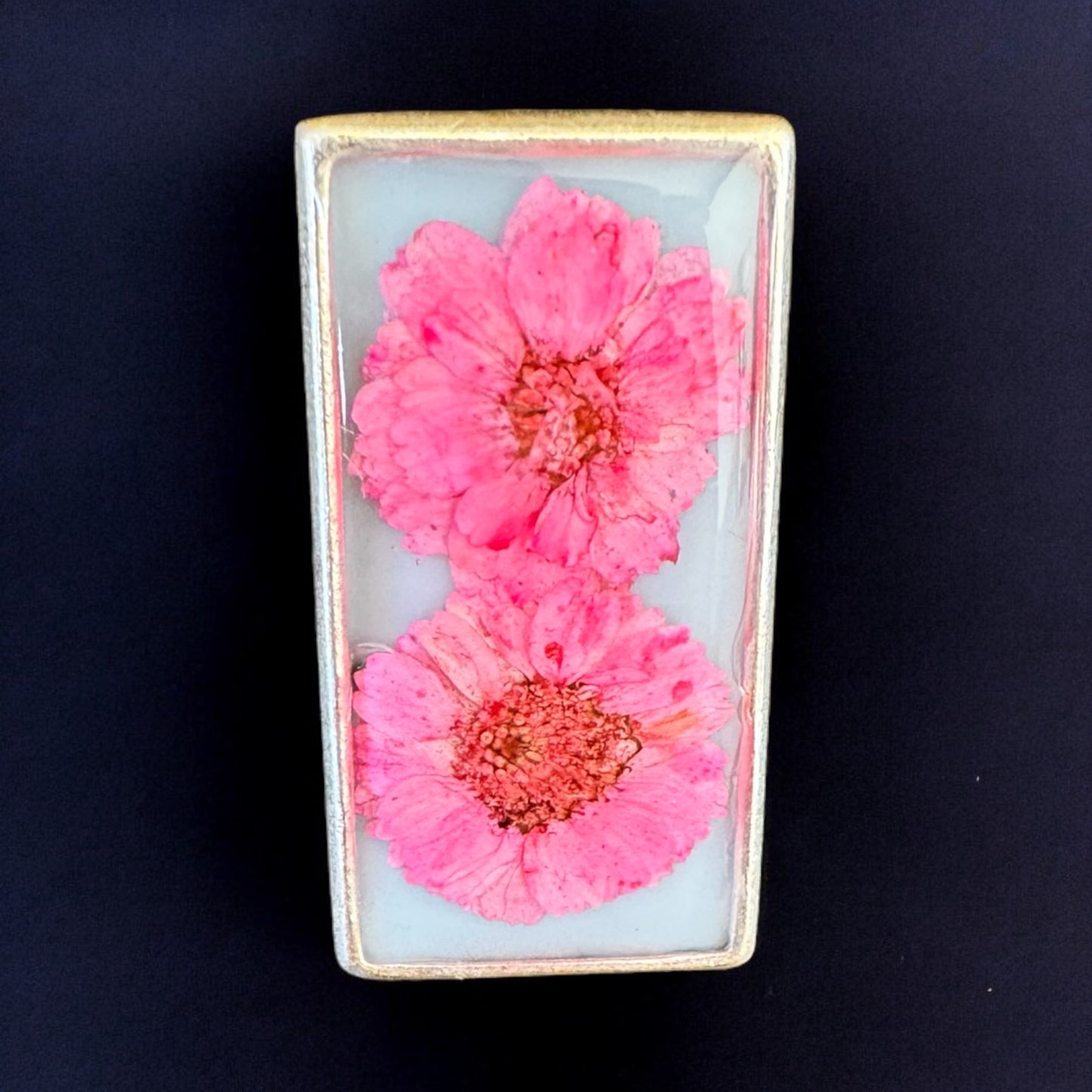 Rectangle ring with pink flowers