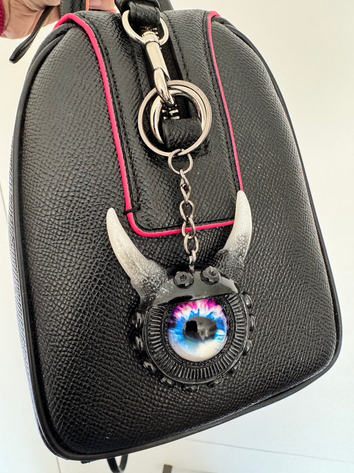 09/12 Monster keychain. Model Vicky.