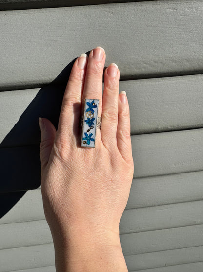 Rectangle ring with blue flowers and watch gears