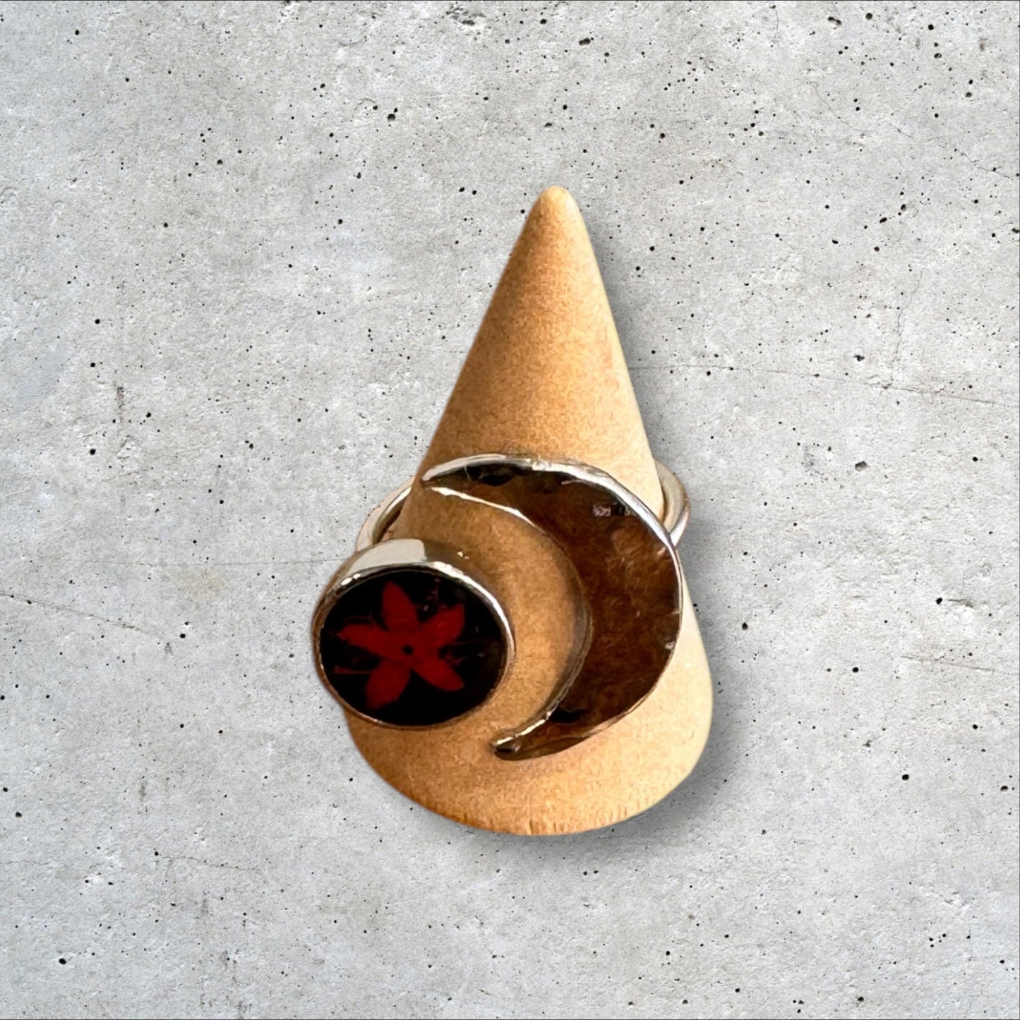 Moon silver plated ring with red flower