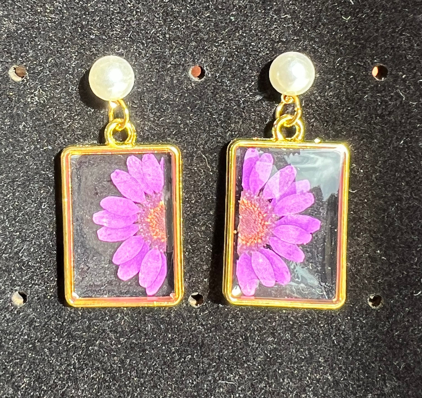 Purple Daisy Earrings