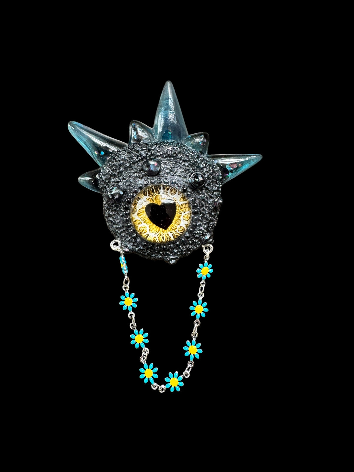 09/06 Monster brooch. Model Spiky.