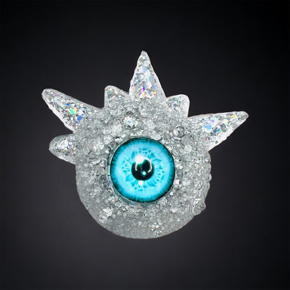 Eyeball brooch, handmade brooch in resin, silver glitter monster brooch, weird accessories, pastel goth jewelry, statement jewelry, Model Spiky.