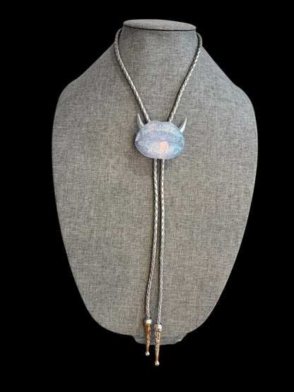 Bolo tie with silver horns, silver clear lips
