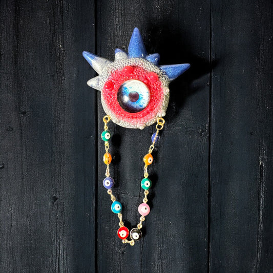 Goth brooch,edgy unique handmade brooch in resin, monster eye jewelry, blue, pink and silver. Model Spiky.