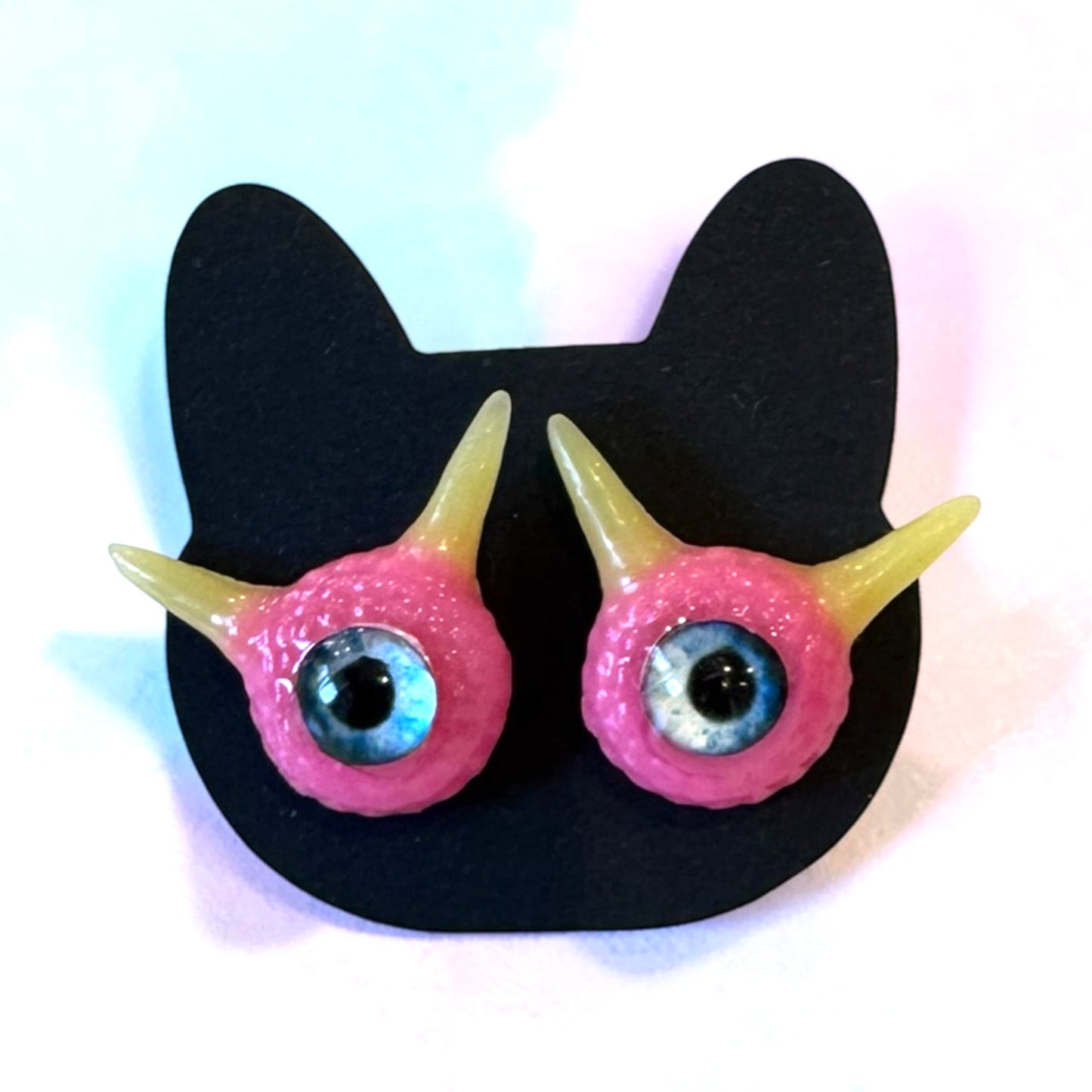 09/09 Monster earrings, Model Pointy