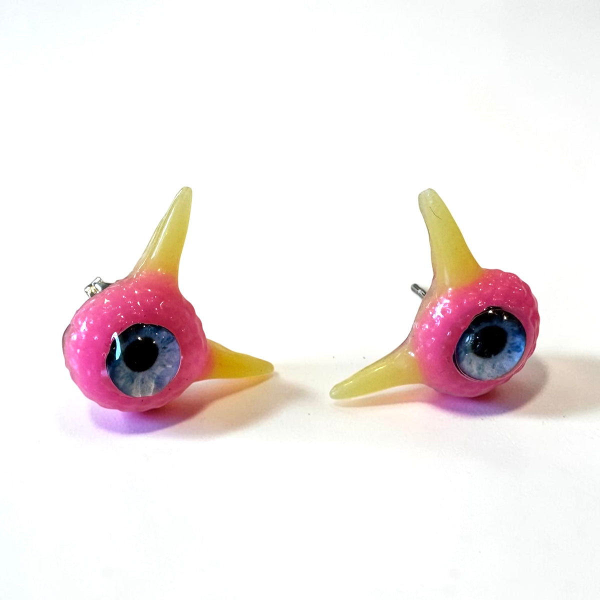 09/09 Monster earrings, Model Pointy