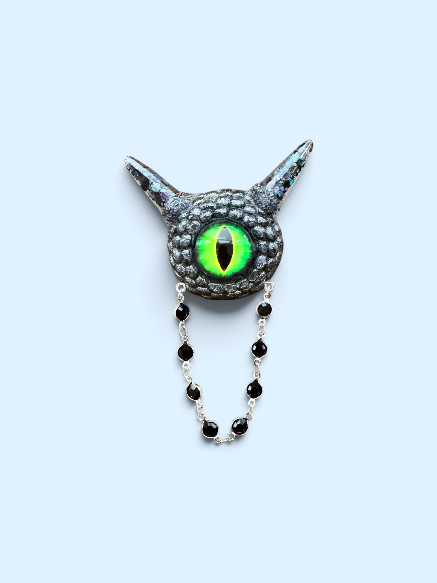 01/09 Handmade monster brooch. Model Pointy.