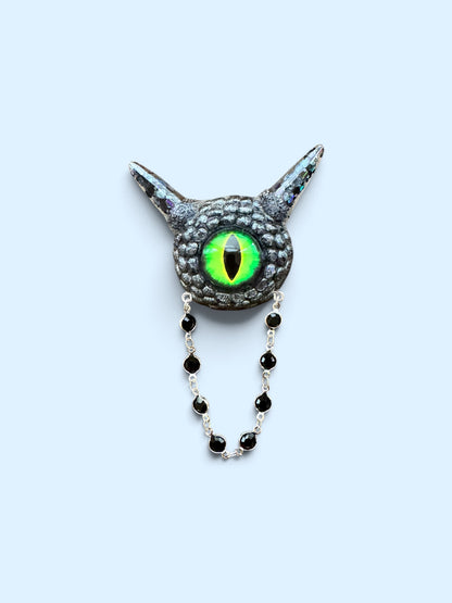 01/09 Handmade monster brooch. Model Pointy.