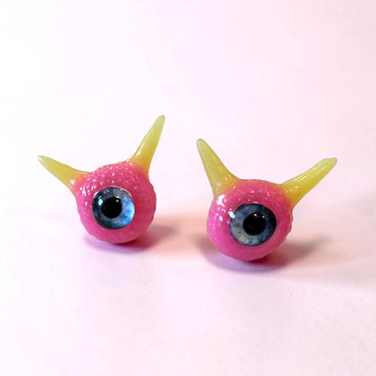 09/09 Monster earrings, Model Pointy