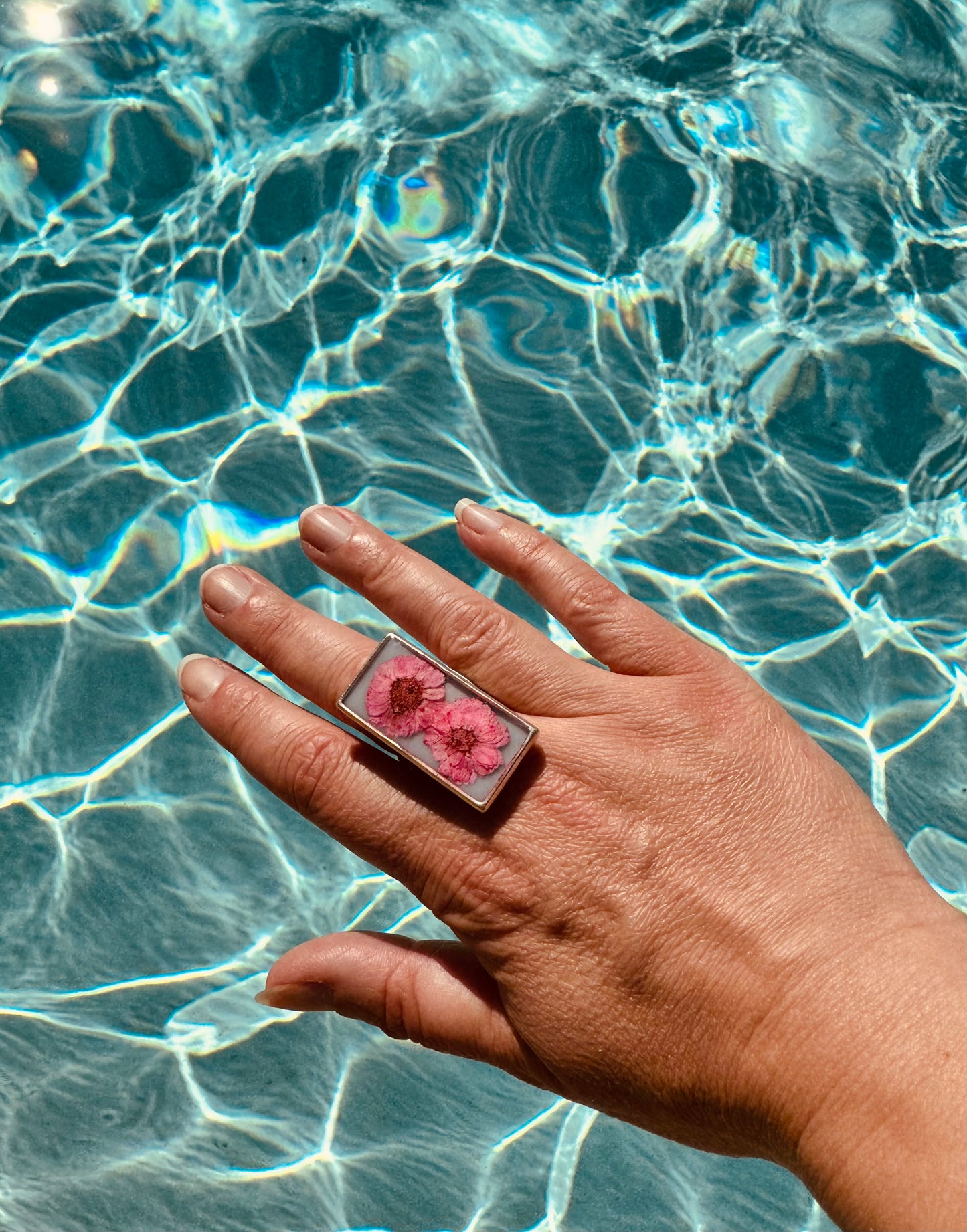 Rectangle ring with pink flowers