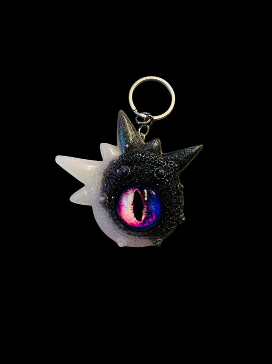 09/15 Monster black and white keychain. Model Spiky.