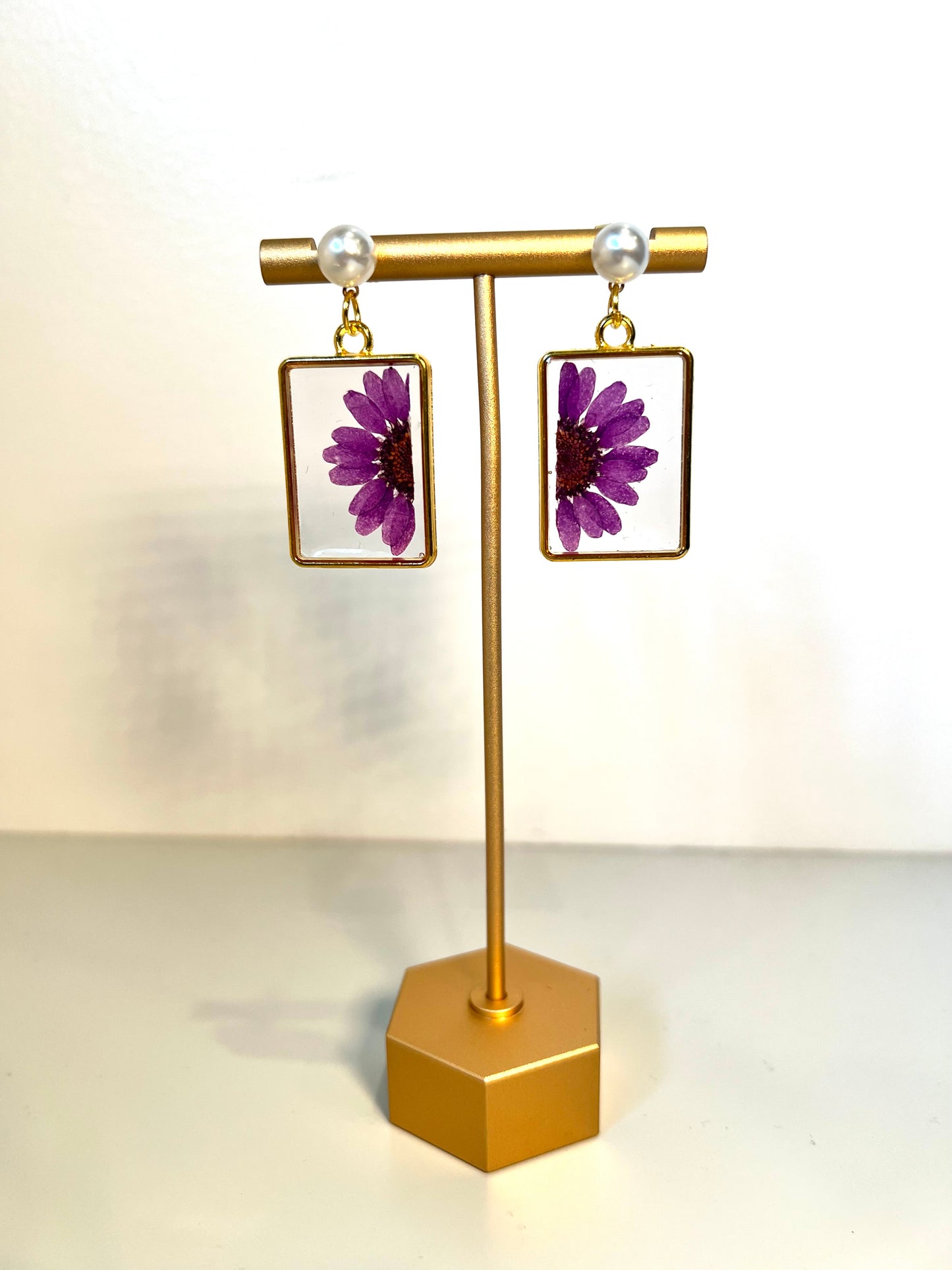 Purple Daisy Earrings